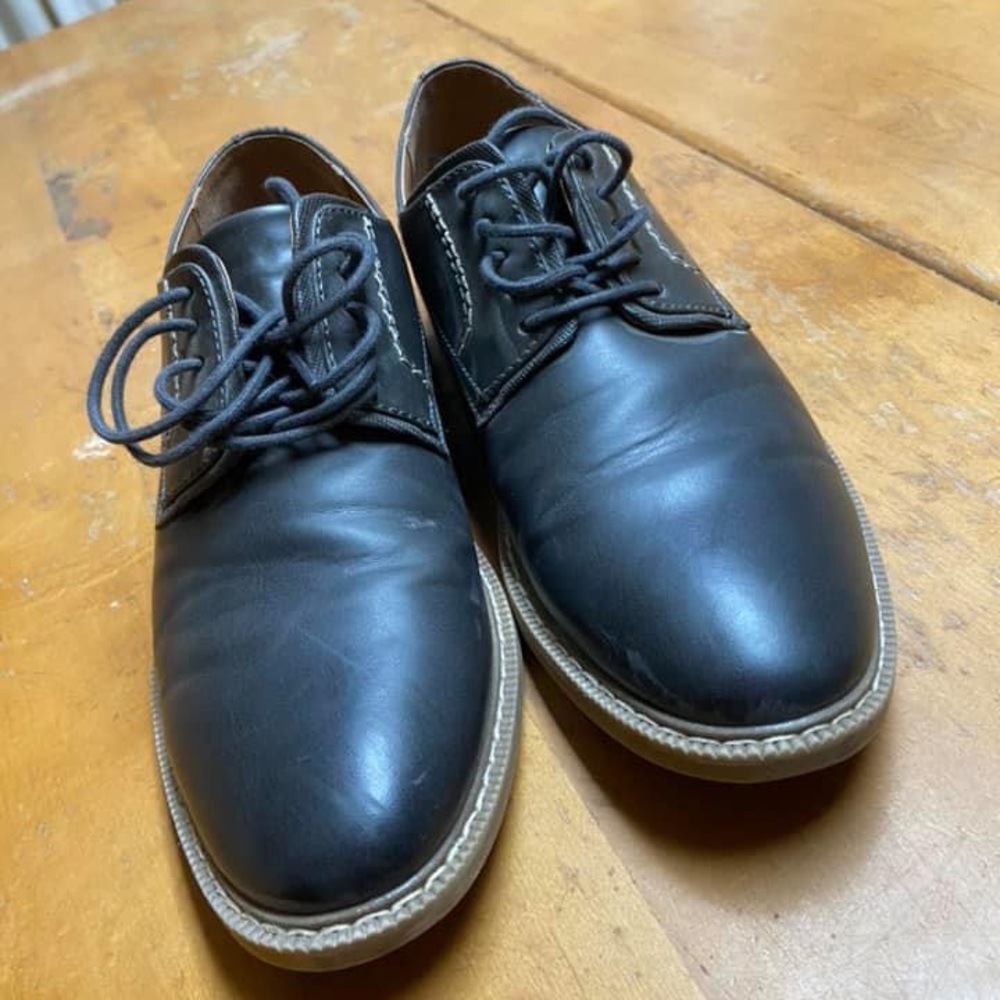 Men’s dress shoes